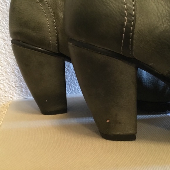 Bucco Capensis weathered faux leather combat boots - Picture 8 of 8